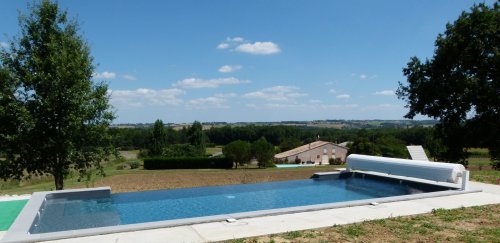 Pose de volets roulant pour piscine à Castelginest